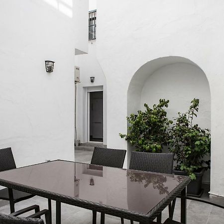 Apartamento Mendoza Севилья Экстерьер фото
