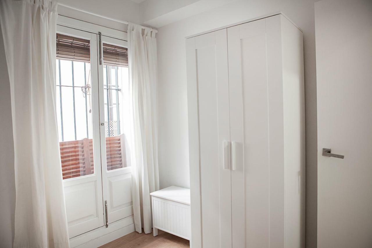 Apartamento Mendoza Севилья Экстерьер фото