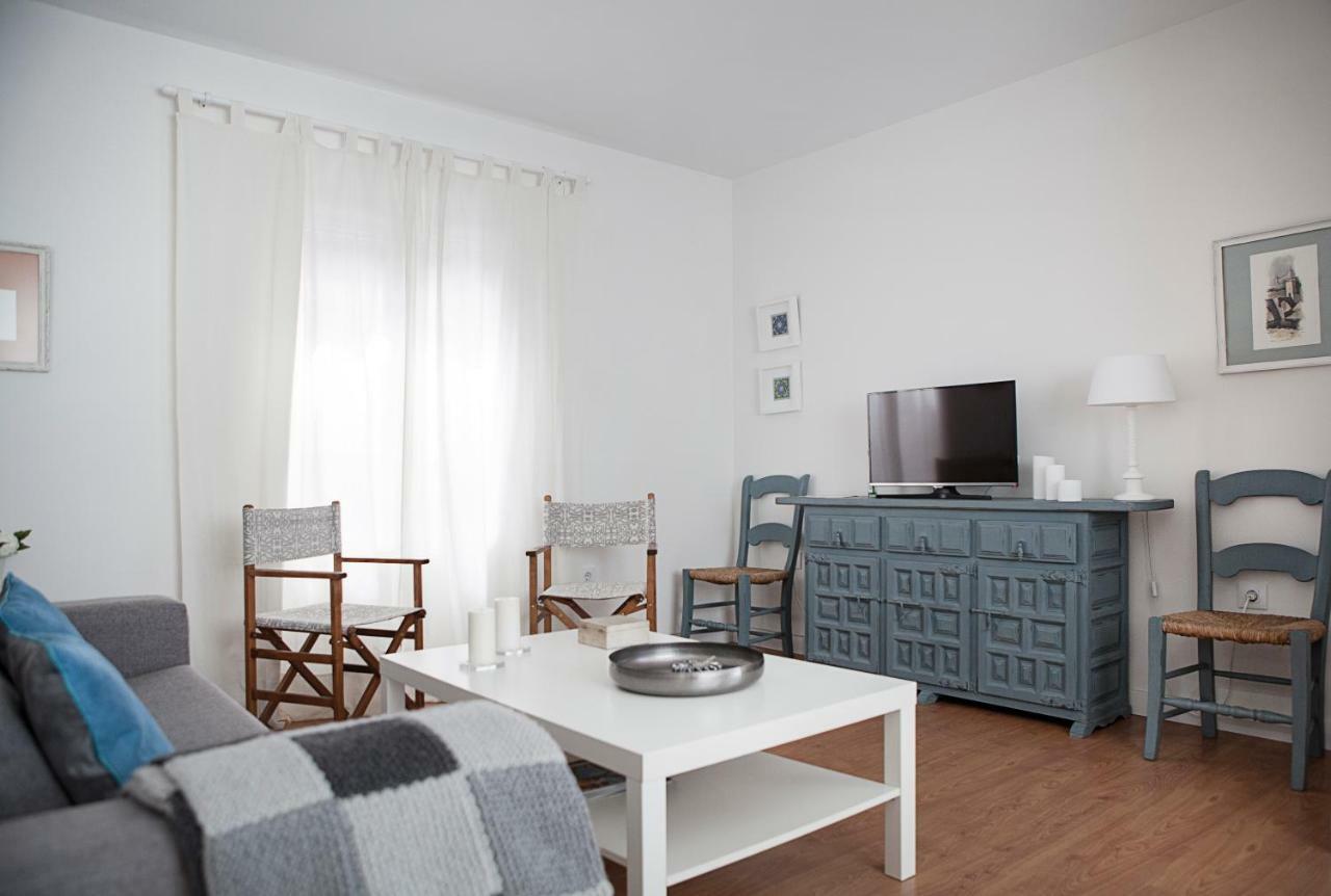 Apartamento Mendoza Севилья Экстерьер фото
