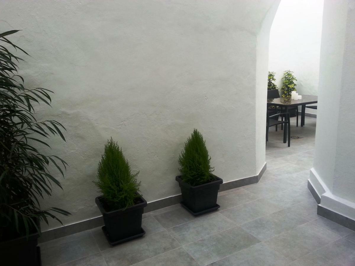 Apartamento Mendoza Севилья Экстерьер фото